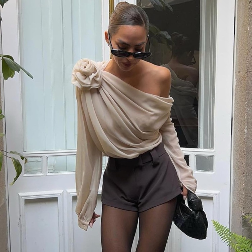 Sheer top with bow